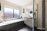 https://images.listonce.com.au/custom/160x/listings/7-eden-park-drive-mornington-vic-3931/175/01773175_img_15.jpg?qvdbf1D9zlY