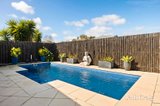 https://images.listonce.com.au/custom/160x/listings/7-eden-park-drive-mornington-vic-3931/175/01773175_img_17.jpg?khKS70txias