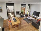 https://images.listonce.com.au/custom/160x/listings/7-ellsworth-crescent-camberwell-vic-3124/751/01721751_img_03.jpg?1DxvX8F8_iA