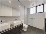 https://images.listonce.com.au/custom/160x/listings/7-ellsworth-crescent-camberwell-vic-3124/751/01721751_img_07.jpg?PiDdGA8zwGc
