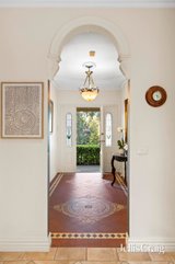 https://images.listonce.com.au/custom/160x/listings/7-fasan-rise-warrandyte-south-vic-3134/621/01988621_img_08.jpg?7C6EbDSB3Q4