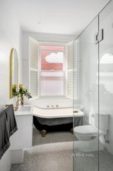 https://images.listonce.com.au/custom/160x/listings/7-fern-avenue-prahran-vic-3181/128/01296128_img_07.jpg?7r38FPkJ4Eo