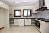 https://images.listonce.com.au/custom/160x/listings/7-finlayson-street-forest-hill-vic-3131/470/01723470_img_01.jpg?b96xti6SDkg