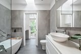 https://images.listonce.com.au/custom/160x/listings/7-foley-street-kew-vic-3101/034/01937034_img_06.jpg?42d52VGD2V0