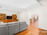 https://images.listonce.com.au/custom/160x/listings/7-forge-close-maribyrnong-vic-3032/405/01203405_img_04.jpg?757U7Jl2H7w