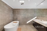 https://images.listonce.com.au/custom/160x/listings/7-forster-street-ivanhoe-vic-3079/331/01937331_img_09.jpg?Ohabeucdvvw