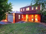 https://images.listonce.com.au/custom/160x/listings/7-freshfield-avenue-mooroolbark-vic-3138/022/01524022_img_01.jpg?Ubc3NEgch2Q