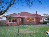 https://images.listonce.com.au/custom/160x/listings/7-geoffrey-drive-kilsyth-vic-3137/946/01524946_img_09.jpg?KzXupGrPzkQ