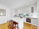 https://images.listonce.com.au/custom/160x/listings/7-gilmour-road-bentleigh-vic-3204/393/01549393_img_06.jpg?221SQBjzyP0