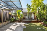 https://images.listonce.com.au/custom/160x/listings/7-gladstone-avenue-northcote-vic-3070/303/01875303_img_12.jpg?hgdlmWZNfaA