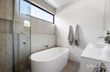 https://images.listonce.com.au/custom/160x/listings/7-gledhill-rise-mernda-vic-3754/292/01859292_img_12.jpg?teCtYCs6AIs