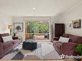 https://images.listonce.com.au/custom/160x/listings/7-glencoe-place-lilydale-vic-3140/450/01526450_img_04.jpg?KKpa_Izrrmk