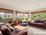 https://images.listonce.com.au/custom/160x/listings/7-glencoe-place-lilydale-vic-3140/450/01526450_img_09.jpg?1xkV_17JxLM