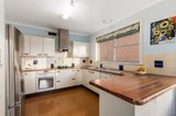 https://images.listonce.com.au/custom/160x/listings/7-glendowan-road-mount-waverley-vic-3149/164/01582164_img_05.jpg?Sqio9yTvFJM