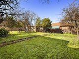 https://images.listonce.com.au/custom/160x/listings/7-gordon-avenue-oakleigh-east-vic-3166/085/01949085_img_05.jpg?43C7GUT6SkU