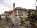 https://images.listonce.com.au/custom/160x/listings/7-gordon-avenue-oakleigh-east-vic-3166/085/01949085_img_06.jpg?KttQPApCjPM