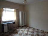 https://images.listonce.com.au/custom/160x/listings/7-gordon-avenue-oakleigh-east-vic-3166/085/01949085_img_08.jpg?GAKPjrxvGZ8