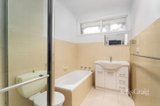 https://images.listonce.com.au/custom/160x/listings/7-greenhill-road-greensborough-vic-3088/221/01891221_img_05.jpg?jJN6ES6TcZA