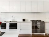 https://images.listonce.com.au/custom/160x/listings/7-greig-street-albert-park-vic-3206/249/01090249_img_05.jpg?OXNGTBWmR9M