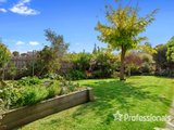 https://images.listonce.com.au/custom/160x/listings/7-grevillea-drive-croydon-north-vic-3136/775/01525775_img_04.jpg?tLDg7ufAbLE