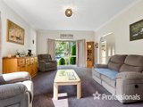 https://images.listonce.com.au/custom/160x/listings/7-grevillea-drive-croydon-north-vic-3136/775/01525775_img_08.jpg?CrlKCPDVMqE