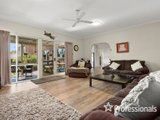 https://images.listonce.com.au/custom/160x/listings/7-grevillea-drive-croydon-north-vic-3136/775/01525775_img_13.jpg?uSgFiwWZPq4