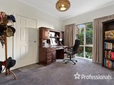 https://images.listonce.com.au/custom/160x/listings/7-grevillea-drive-croydon-north-vic-3136/775/01525775_img_20.jpg?k5x02rmOvA4