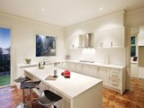 https://images.listonce.com.au/custom/160x/listings/7-haig-street-balwyn-vic-3103/290/01685290_img_06.jpg?5jknwC77V2Q