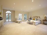 https://images.listonce.com.au/custom/160x/listings/7-haig-street-balwyn-vic-3103/290/01685290_img_09.jpg?WtZFdSYRy1Q