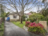 https://images.listonce.com.au/custom/160x/listings/7-halsey-street-box-hill-south-vic-3128/676/01743676_img_01.jpg?zgM6kvyQvXw