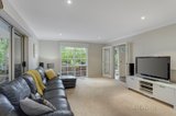 https://images.listonce.com.au/custom/160x/listings/7-hanwell-court-glen-waverley-vic-3150/596/00359596_img_04.jpg?HrPI72dQh3E