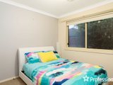 https://images.listonce.com.au/custom/160x/listings/7-haricot-way-lilydale-vic-3140/437/01526437_img_18.jpg?xQuel4MeqgY