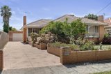 https://images.listonce.com.au/custom/160x/listings/7-hartwell-place-cheltenham-vic-3192/246/01438246_img_01.jpg?7ccekL96bko