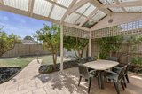 https://images.listonce.com.au/custom/160x/listings/7-hartwell-place-cheltenham-vic-3192/246/01438246_img_06.jpg?009k0Et4aSM