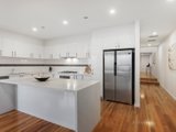 https://images.listonce.com.au/custom/160x/listings/7-hawk-street-doncaster-east-vic-3109/609/00706609_img_01.jpg?6qVtQHirSX8