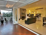 https://images.listonce.com.au/custom/160x/listings/7-heaton-avenue-elwood-vic-3184/676/01794676_img_02.jpg?D0KLtcUD2F8