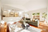 https://images.listonce.com.au/custom/160x/listings/7-hennessy-street-brunswick-vic-3056/051/01991051_img_05.jpg?uJNboEK4FPQ