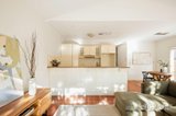 https://images.listonce.com.au/custom/160x/listings/7-hennessy-street-brunswick-vic-3056/051/01991051_img_15.jpg?cx4z9tmTWy0