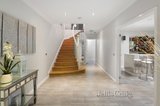 https://images.listonce.com.au/custom/160x/listings/7-henry-arthur-drive-diamond-creek-vic-3089/949/00799949_img_03.jpg?jx7JWmdK_Q0