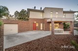 https://images.listonce.com.au/custom/160x/listings/7-heritage-court-macleod-vic-3085/426/01853426_img_09.jpg?XZxeg1PyUG0