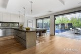 https://images.listonce.com.au/custom/160x/listings/7-hill-mews-eltham-vic-3095/712/01902712_img_04.jpg?T60yRRTmz_I