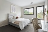 https://images.listonce.com.au/custom/160x/listings/7-hill-mews-eltham-vic-3095/712/01902712_img_12.jpg?kZbrJ-nA0Hs