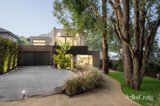 https://images.listonce.com.au/custom/160x/listings/7-hill-mews-eltham-vic-3095/712/01902712_img_21.jpg?s2YrMHziBac