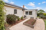 https://images.listonce.com.au/custom/160x/listings/7-hodge-street-daylesford-vic-3460/980/01000980_img_16.jpg?BVrCBLZQTbk