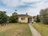 https://images.listonce.com.au/custom/160x/listings/7-holmes-road-mooroolbark-vic-3138/423/01524423_img_12.jpg?QvupsYeQYGw