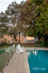 https://images.listonce.com.au/custom/160x/listings/7-holzer-street-sandringham-vic-3191/955/01894955_img_23.jpg?ZhlBzZ55O1Y
