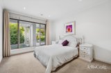 https://images.listonce.com.au/custom/160x/listings/7-honeysuckle-way-chirnside-park-vic-3116/339/01855339_img_14.jpg?YJYddK0e6Nw