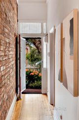 https://images.listonce.com.au/custom/160x/listings/7-howard-street-brunswick-vic-3056/511/01435511_img_02.jpg?O_UlHHM2DNA