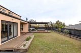 https://images.listonce.com.au/custom/160x/listings/7-hutmil-drive-south-morang-vic-3752/978/01720978_img_17.jpg?QfZ1Cyl06-8