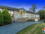 https://images.listonce.com.au/custom/160x/listings/7-iris-court-mooroolbark-vic-3138/930/01524930_img_01.jpg?aA2hTMAb7k8